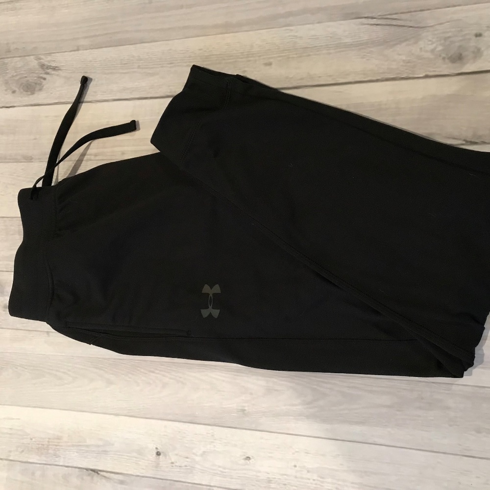 Men's Small Under Armour Tapered Leg Joggers